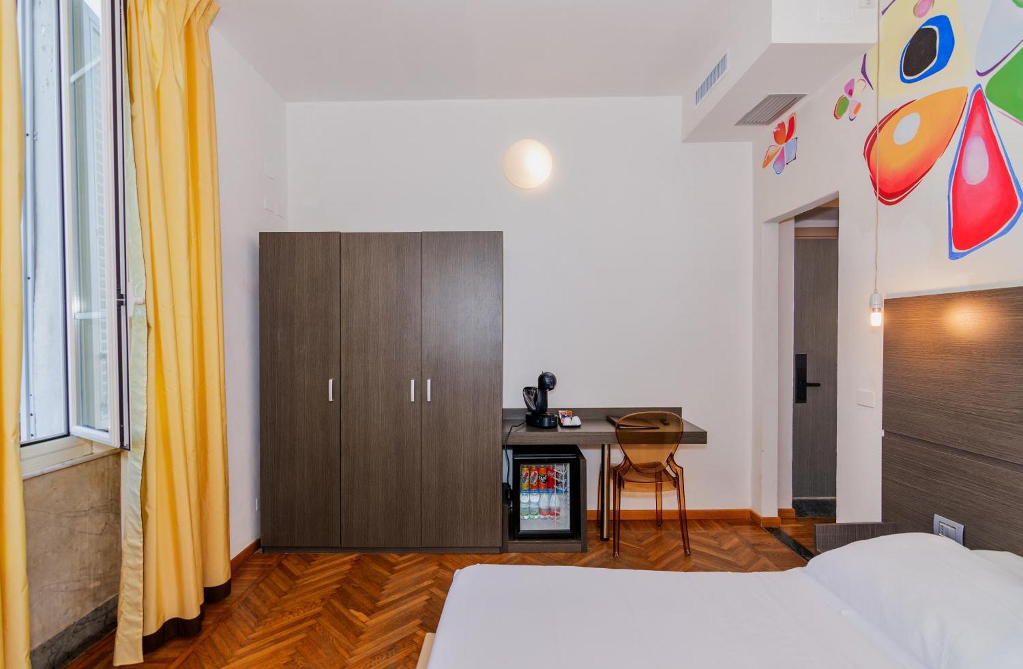 מרינה די מסה Hotel Tirreno מראה חיצוני תמונה