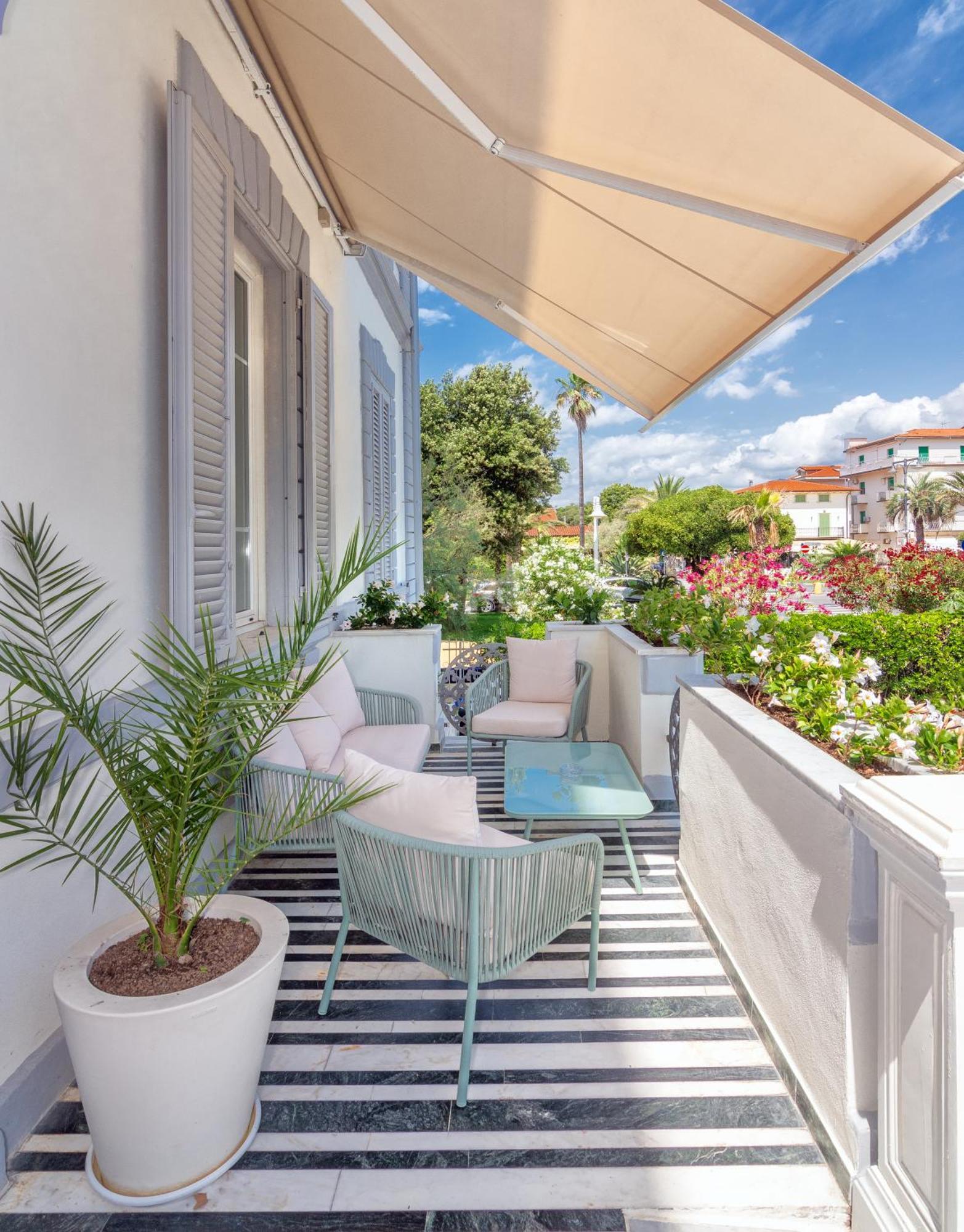 מרינה די מסה Hotel Tirreno מראה חיצוני תמונה