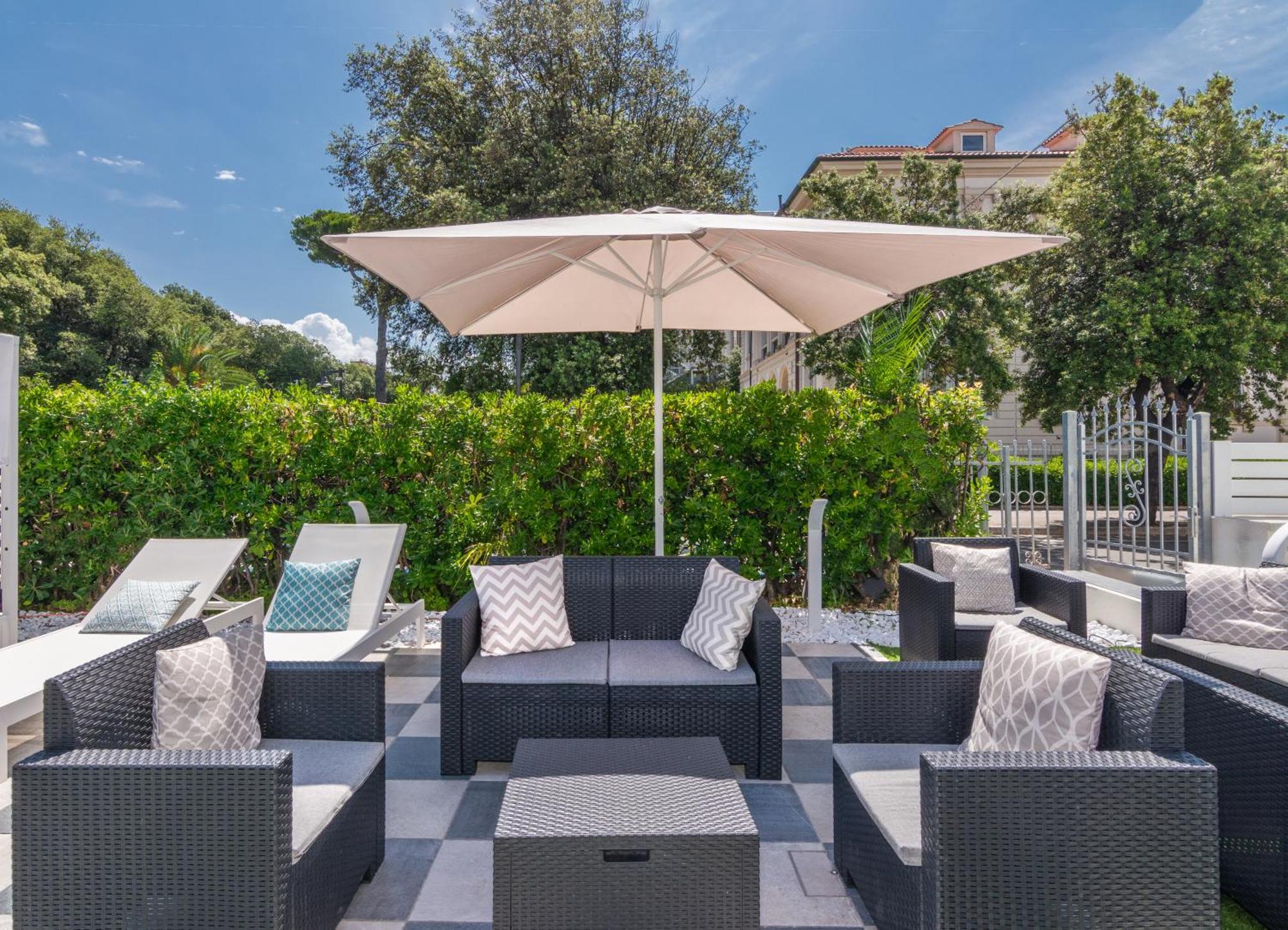 מרינה די מסה Hotel Tirreno מראה חיצוני תמונה